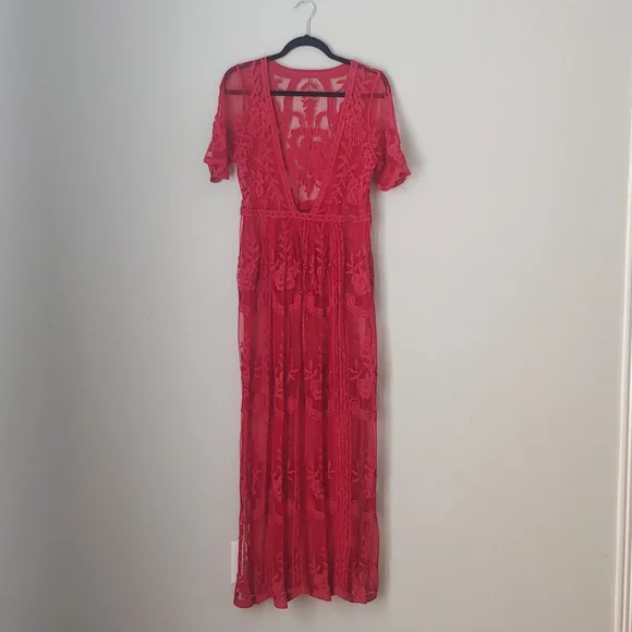 Red Lace V-Neck Women's Dress - Picture 14 of 14